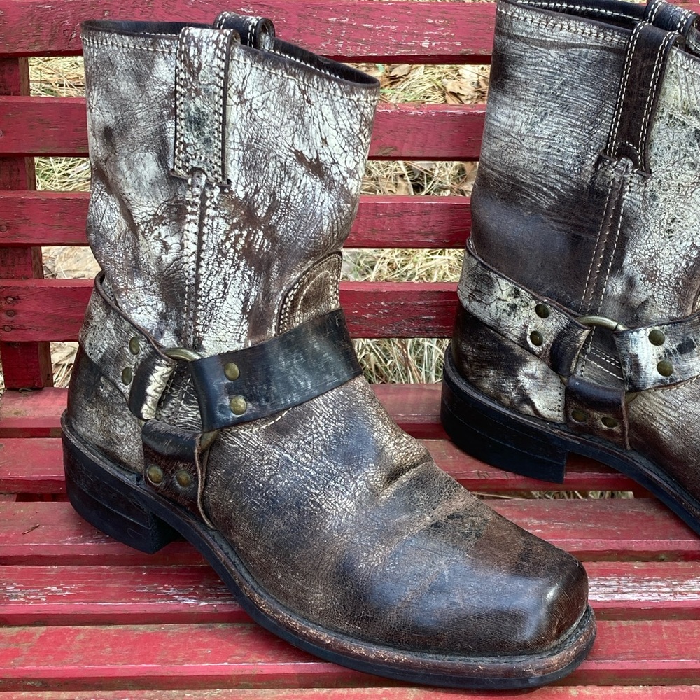 Rare FRYE Boots Vintage 8R HARNESS Square Toe Leather Brown Silver Black Size 8